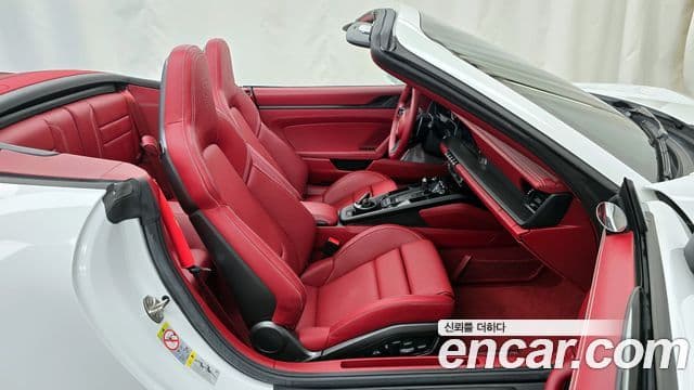 Porsche 911 (992) Carrera 4 GTS кабриолет, 2024 11