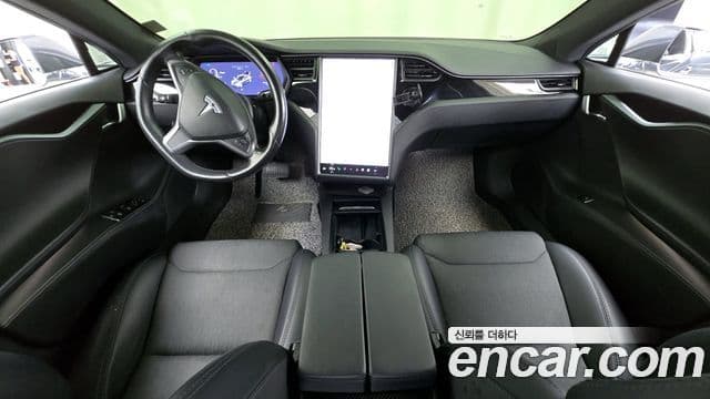 Tesla модель S, 2018 7