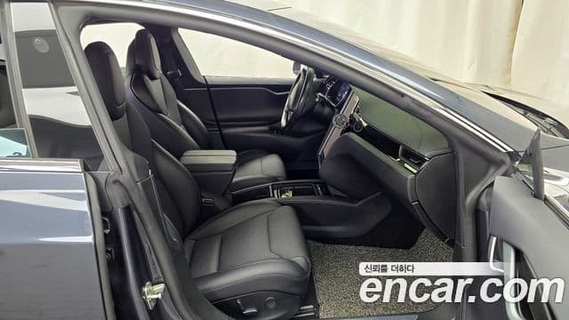 Tesla модель S, 2018 11