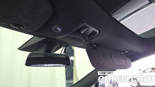 Tesla модель S, 2018 17