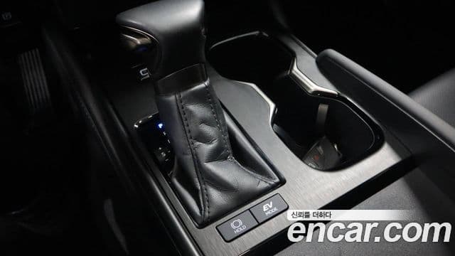 Lexus ES300h 7세대 Luxury Plus, 2025 8