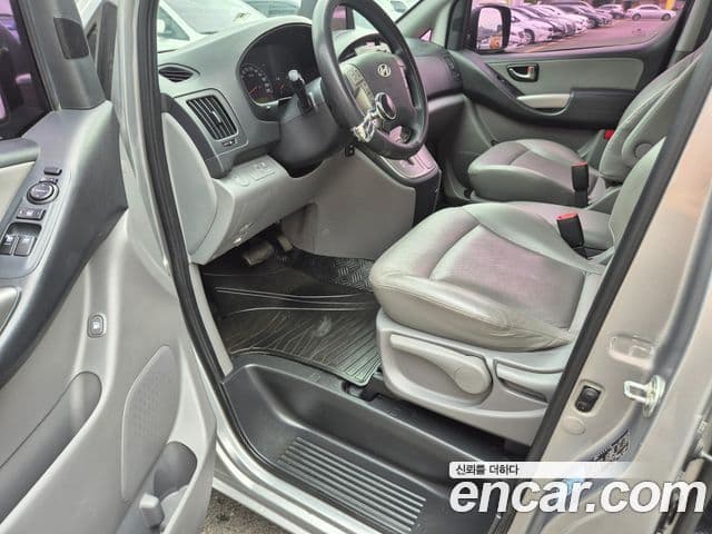 Hyundai Grand Starex CVX Luxury, 2016 12