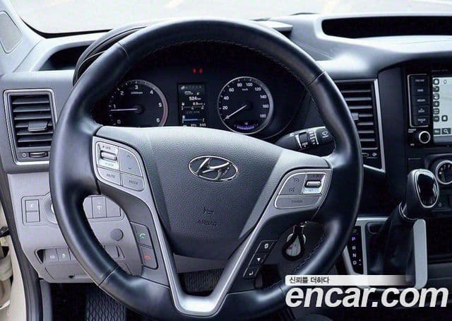 Hyundai 쏠라티 Tour, 2018 10