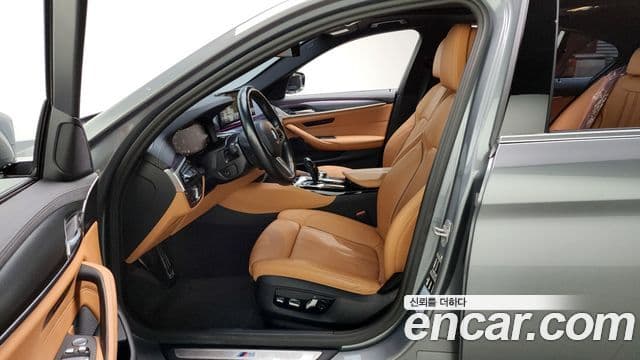 BMW 5시리즈 (G30) 520i M Sport, 2023 10