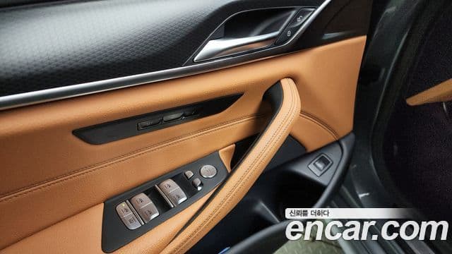 BMW 5시리즈 (G30) 520i M Sport, 2023 12