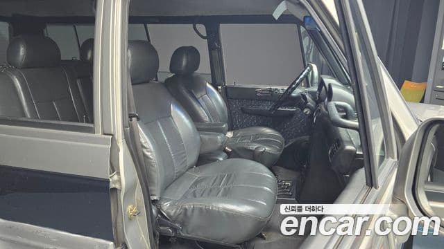 Hyundai 갤로퍼 2 9인승 V6 LPG, 1999 12