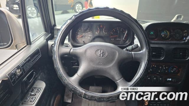 Hyundai 갤로퍼 2 9인승 V6 LPG, 1999 13