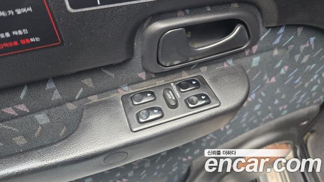 Hyundai 갤로퍼 2 9인승 V6 LPG, 1999 14