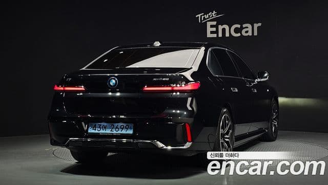 BMW i7 (G70) xDrive 60 M Sport, 2023 3