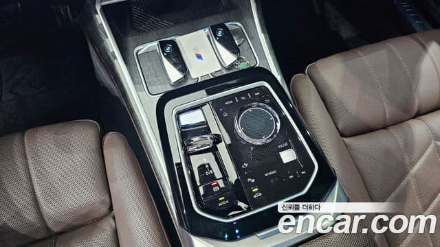 BMW i7 (G70) xDrive 60 M Sport, 2023 14