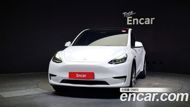 Tesla модель Y, 2023 3