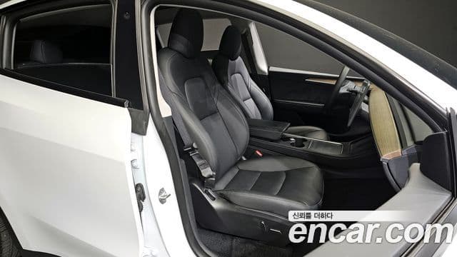 Tesla модель Y, 2023 12