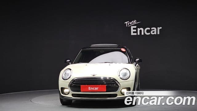 Mini Cooper 클럽맨 2세대, 2019 3