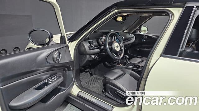 Mini Cooper 클럽맨 2세대, 2019 10