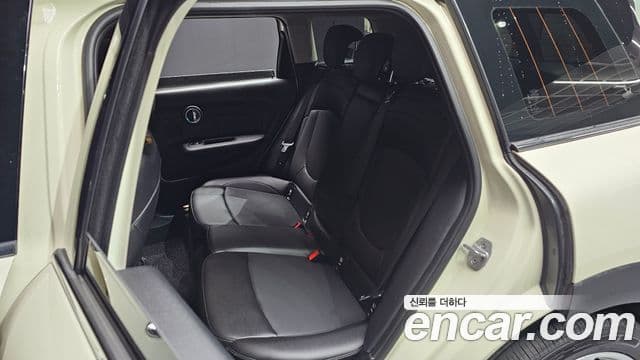 Mini Cooper 클럽맨 2세대, 2019 12