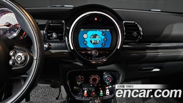 Mini Cooper 클럽맨 2세대, 2019 14