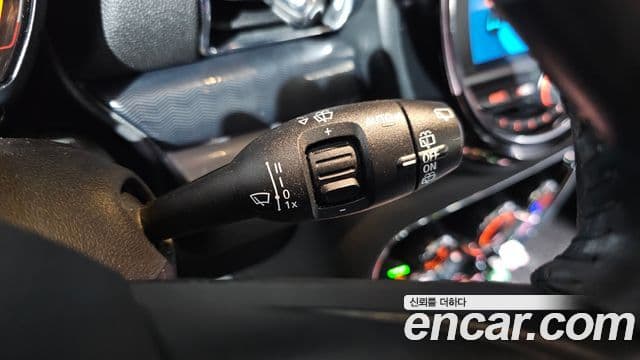 Mini Cooper 클럽맨 2세대, 2019 19