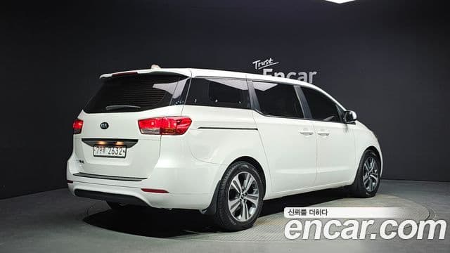 Kia All New Carnival 11인승 Deluxe, 2016 2