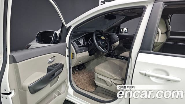 Kia All New Carnival 11인승 Deluxe, 2016 10