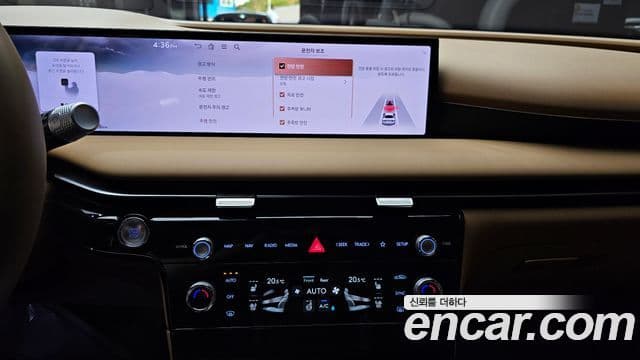 Genesis G80 (RG3) бензин 2.5 турбо 2WD, 2025 14