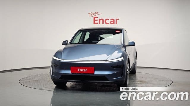 Tesla модель Y Long Range AWD, 2025 3