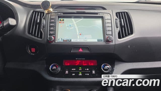 Kia Sportage R топовая версия, 2013 15