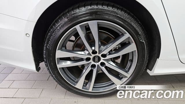 Audi A6 (C8) Premium, 2023 все фото