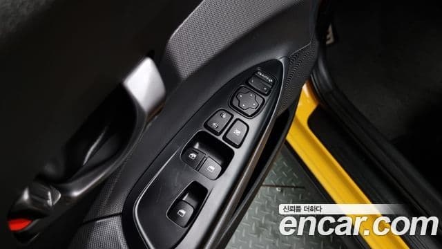 Hyundai Veloster (JS) Core, 2018 18