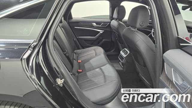 Audi A6 (C8) Premium, 2023 12