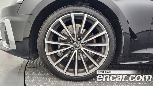 Audi A5 (F5) 40 TFSI Quattro Premium Sportback, 2023 все фото