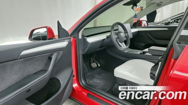 Tesla модель Y Long Range AWD, 2023 10