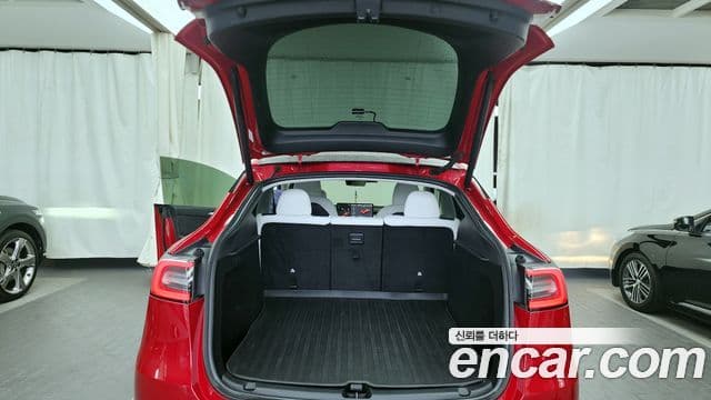 Tesla модель Y Long Range AWD, 2023 20