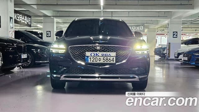Genesis GV70, 2022 3