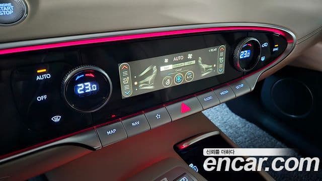 Genesis GV70, 2022 18