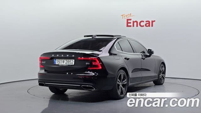 Volvo S60 3세대 B5 Inscription, 2021 2