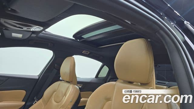 Volvo S60 3세대 B5 Inscription, 2021 19