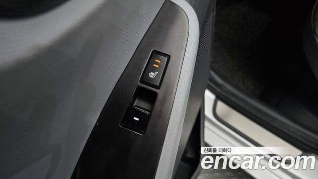 Hyundai Ioniq гибрид, 2019 18