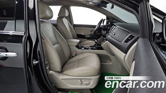 Kia The / новый New Carnival Prestige, 2019 10