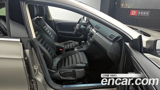Volkswagen New CC 2.0 TSI, 2015 10