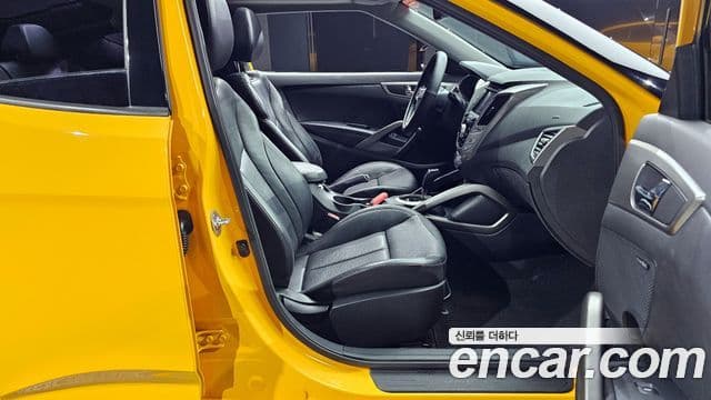 Hyundai Veloster Extreme, 2013 11