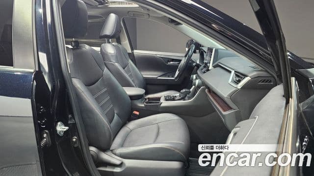 Toyota RAV4 5세대 2.5 4WD гибрид LTD, 2021 10