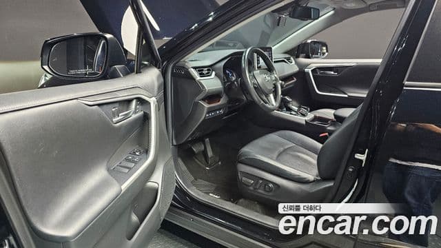 Toyota RAV4 5세대 2.5 4WD гибрид LTD, 2021 11