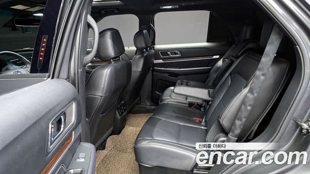 Ford Explorer 5세대, 2017 12