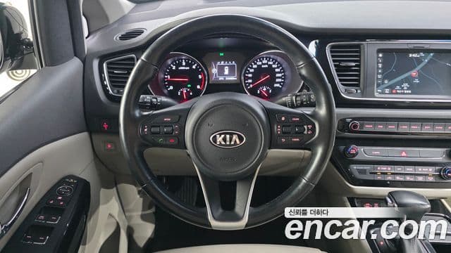Kia All New Carnival Prestige, 2017 14