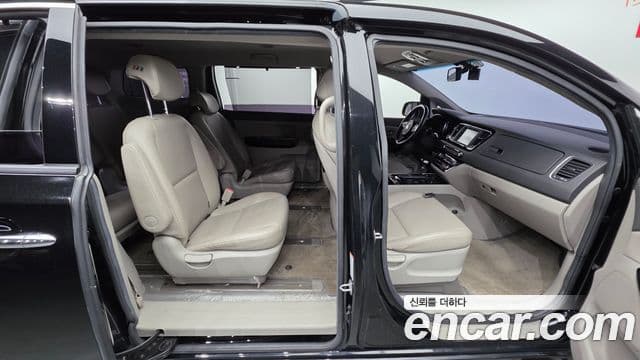 Kia All New Carnival Prestige, 2017 19