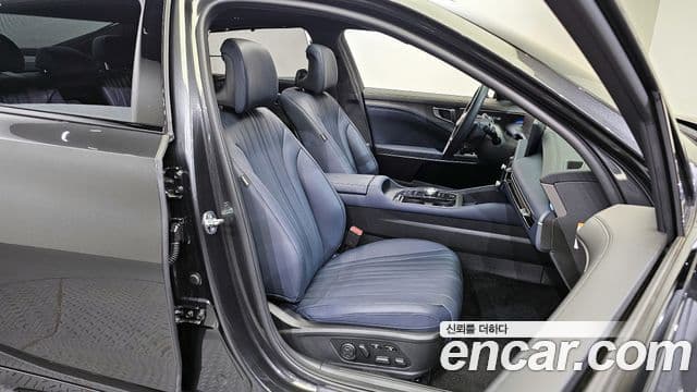 Kia The / новый New K8 гибрид Signature чёрный, 2025 12