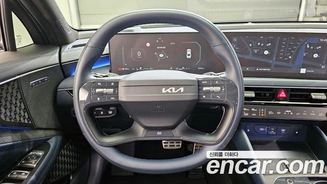 Kia The / новый New K8 гибрид Signature чёрный, 2025 13