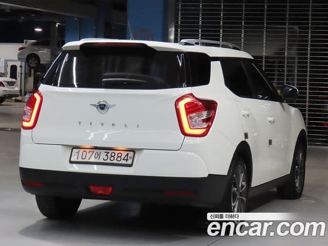 KG모빌리티(SsangYong) Tivoli Air 1.6 RX 2WD, 2017 4