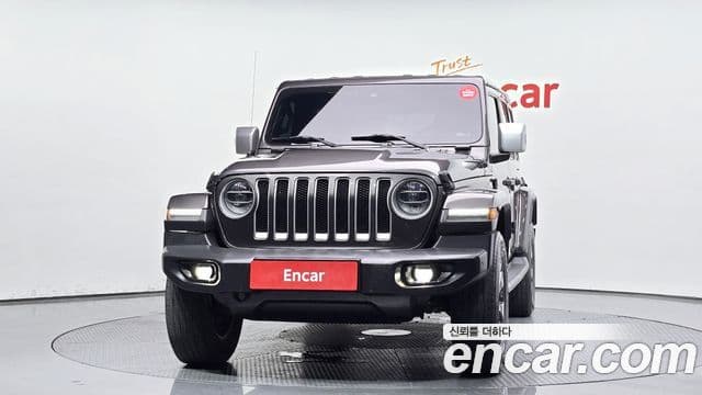 Jeep Wrangler (JL) 2.0 Overland 4도어, 2019 3
