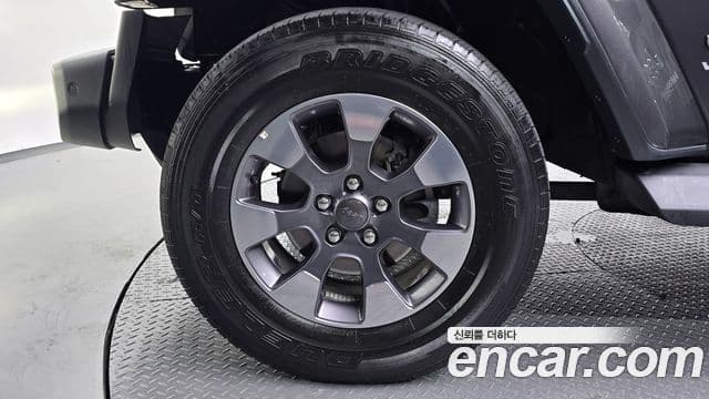 Jeep Wrangler (JL) 2.0 Overland 4도어, 2019 все фото